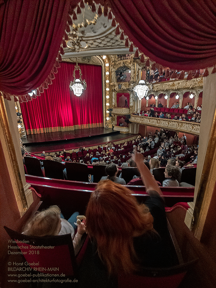 Wiesbaden Theater kl  Horst Goebel